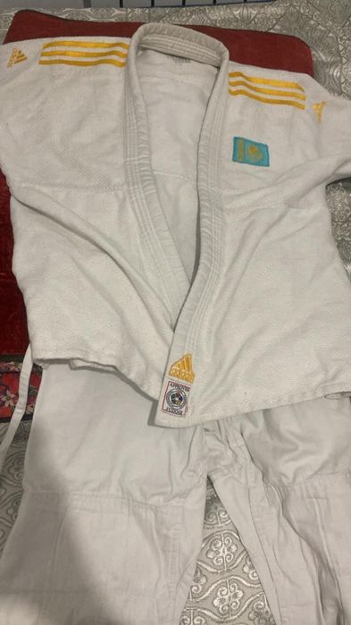 Кимоно Адидас чемпион 3