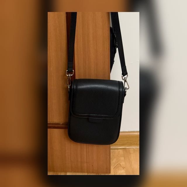 Продам кожаную сумку.
