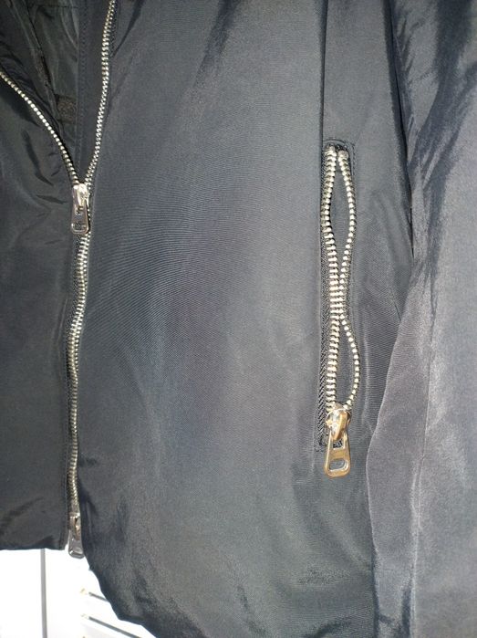 Geaca Zara , material rezistent