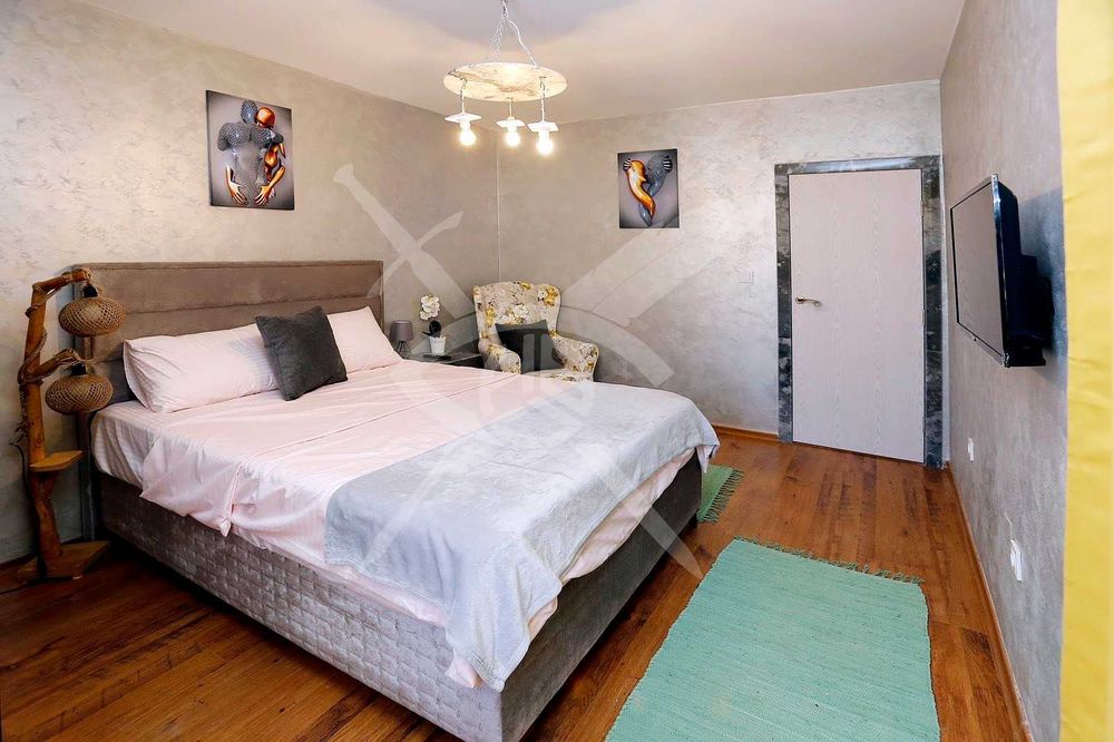 Продава се Двустаен апартамент в к.к. Слънчев бряг - 57 кв.м за 1930 €/кв.м - Снимка #1