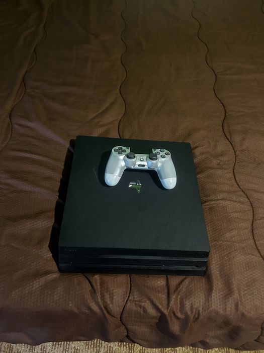 Playstation 4 pro 1tb