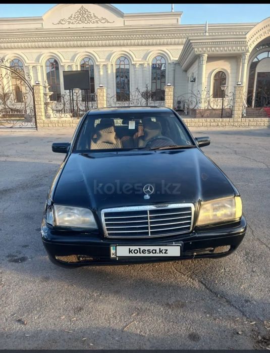 Продаётся машина