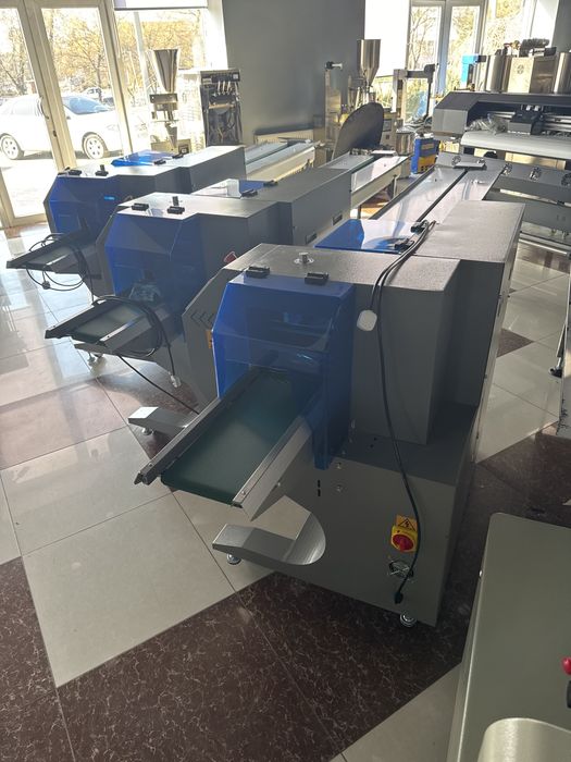 Gorizontal qadoqlash uskunasi ( keks pechenye vafli)