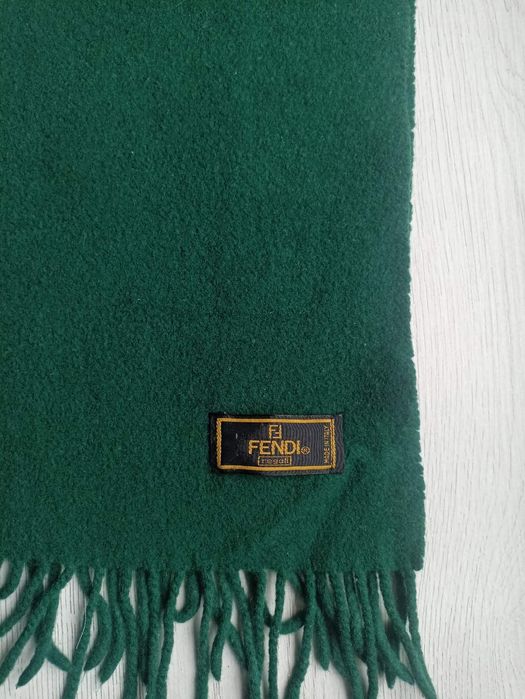 Дамски шал  Fendi