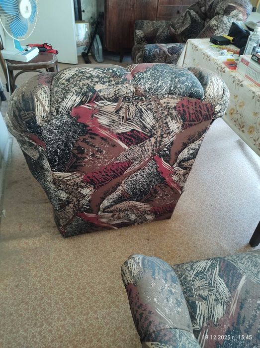 Продавам холна гарнитура