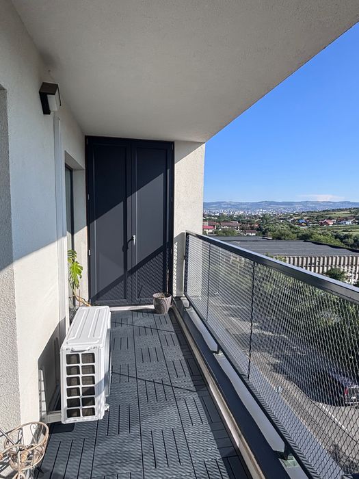 Închiriez apartament 2 camere 50mp, recent renovat | Iris - Fânețe | Balcon 16mp | AC | Parcare în subteran opțională