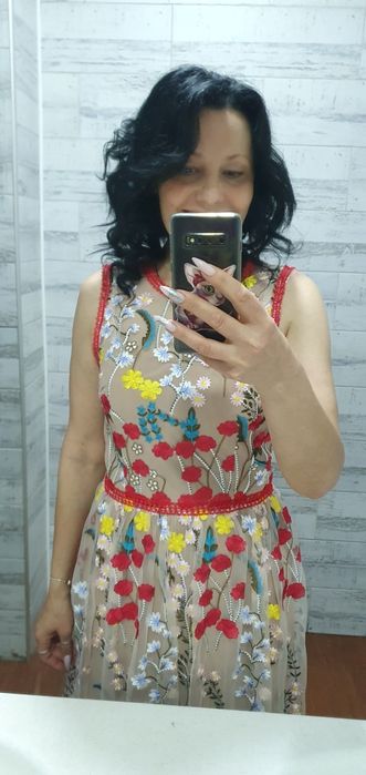 Продаётся вечернее платье