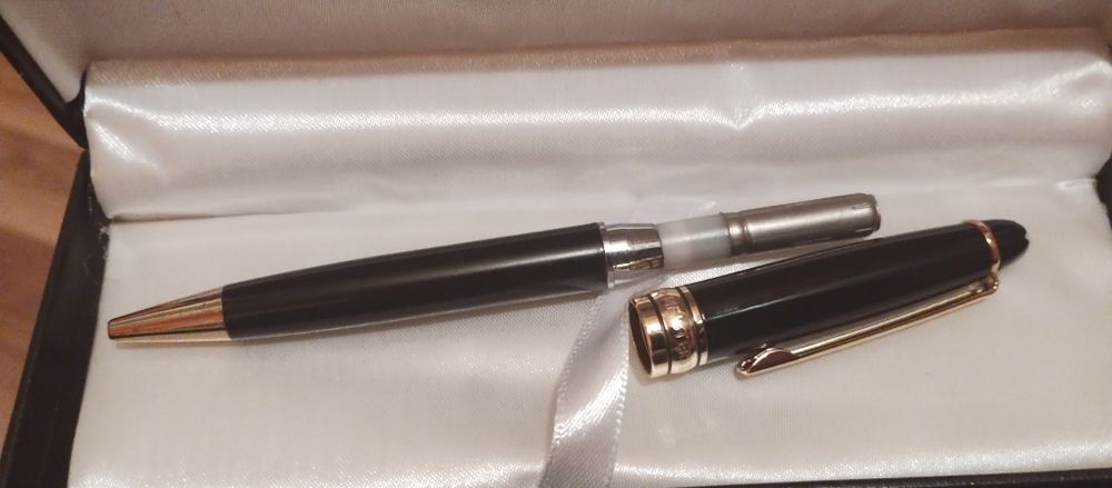 Продавам химикалки mont blanc