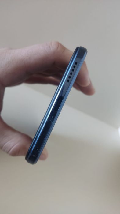 Vivo v21 в отличном состоянии