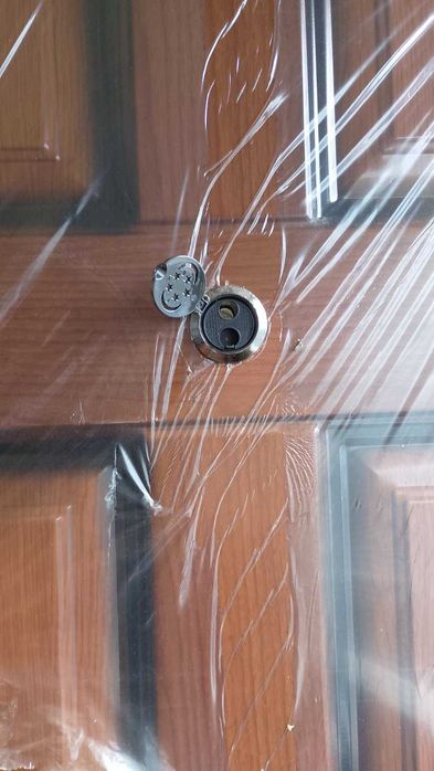 Входна врата - метална