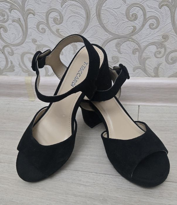 Туфли Gabor и туфли TACCARDI