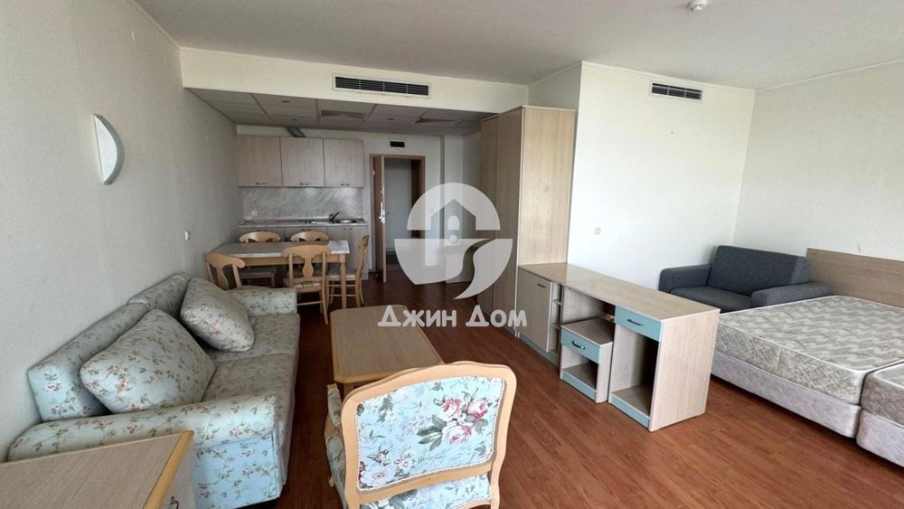 Продава се Едностаен апартамент в к.к. Слънчев бряг - 84 кв.м за 798 €/кв.м - Снимка #1