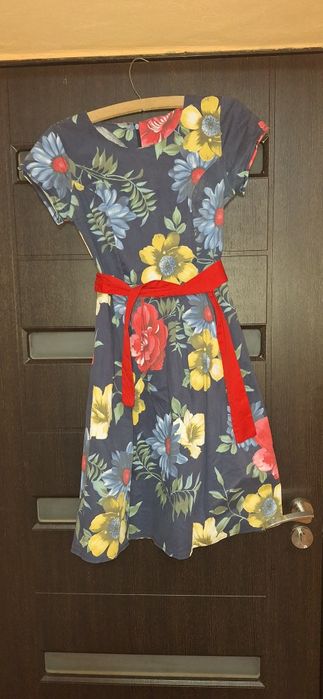 Rochita vara, cu decor floral