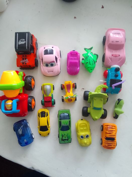 Игрушки для девочки и мальчика