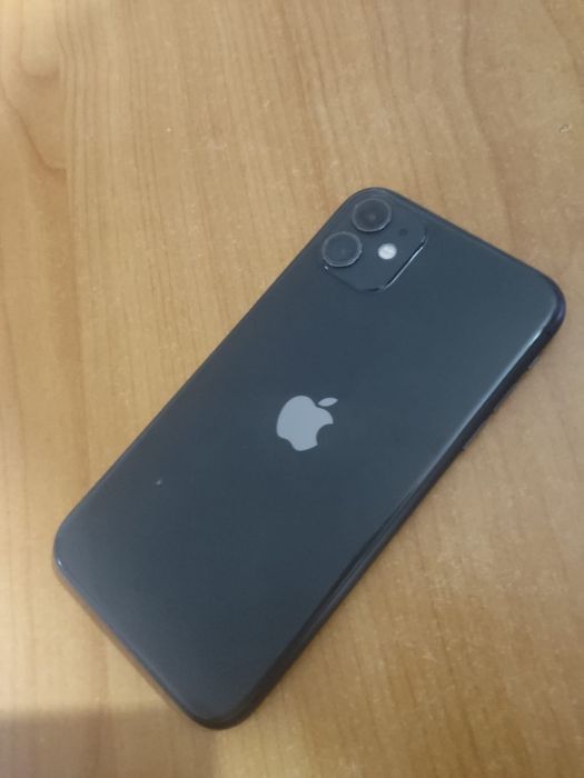 Vând iphone 11! Stare foarte bună, funcționează perfect, fără probleme