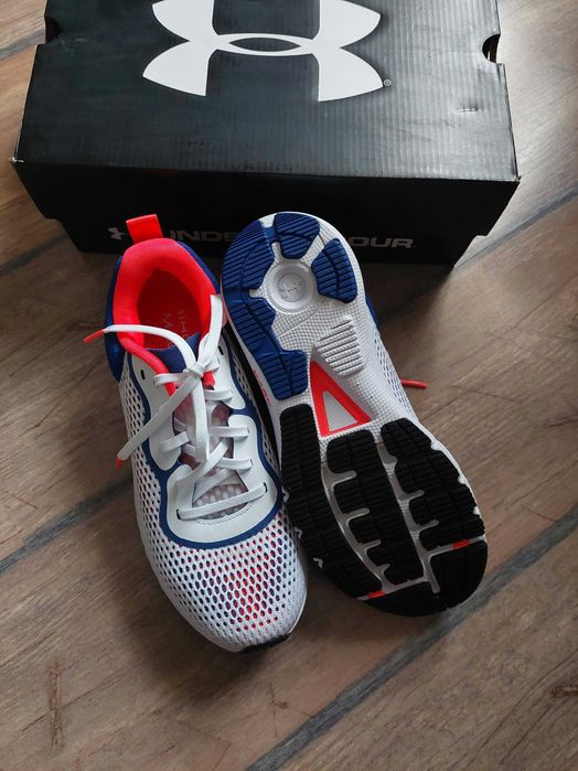 Маратонки Under Armour  UA W HOVR Machina 2