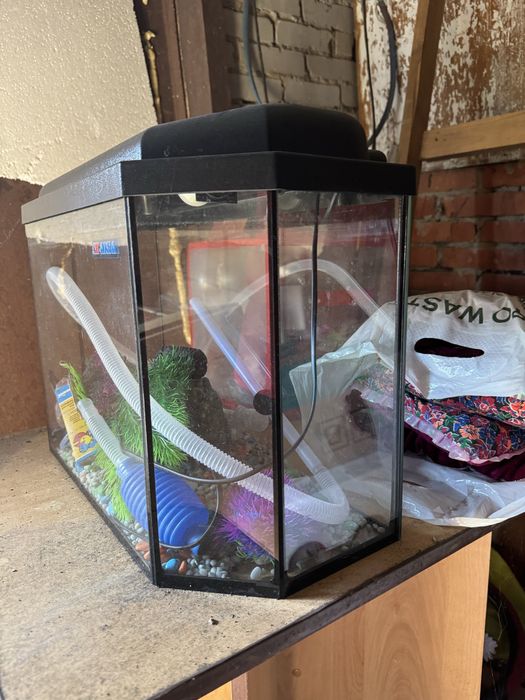 Продам аквариум 40 л
