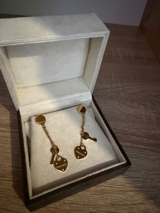 Cercei tiffany & co inimioară și cheie cu cristale micuțe