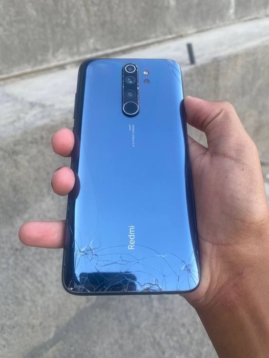 Xiomi redmi not 8 pro aybi rasmda sensir almashgan