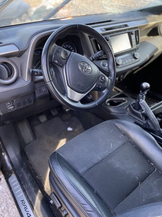 Toyota Rav4 на части!