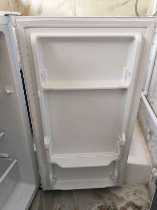 Mini frigider, utilizat 2 ani