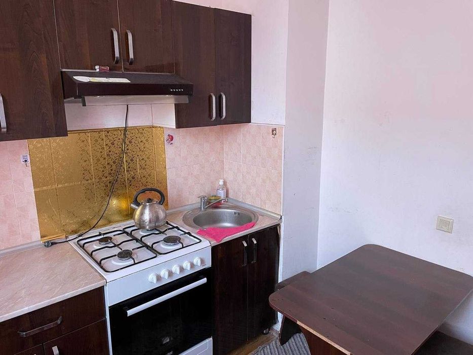 Срочно!!! Продаю свою квартиру массиве Феруза М.Улугбекского района