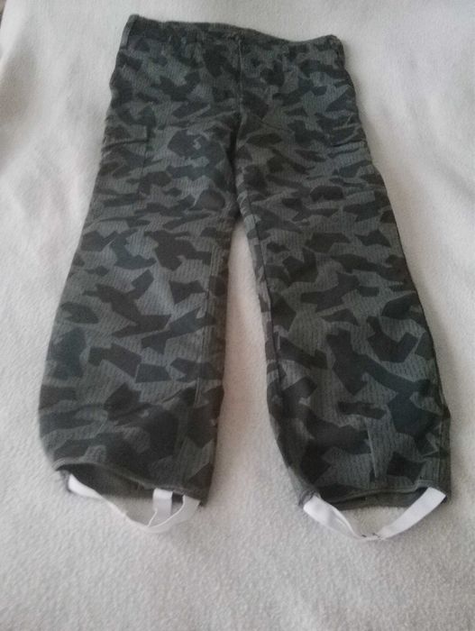 Камуфлажни дрехи с размер 2XL