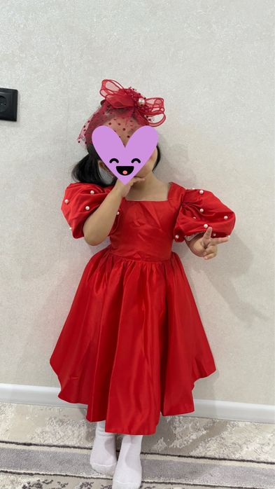 Платье красное на 3-4 лет