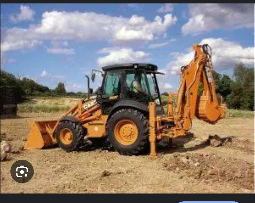 Экскаватор-погрузчик 3 в 1