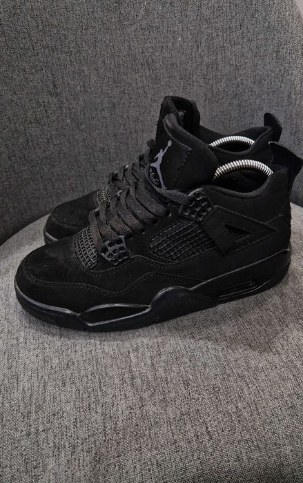 Оригинални мъжки маратонки- Jordan 4