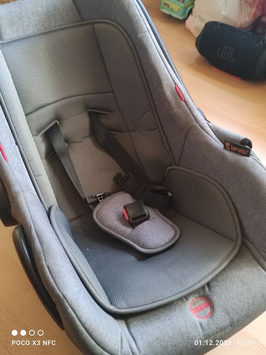 Продавам бебешко столче за автомобил