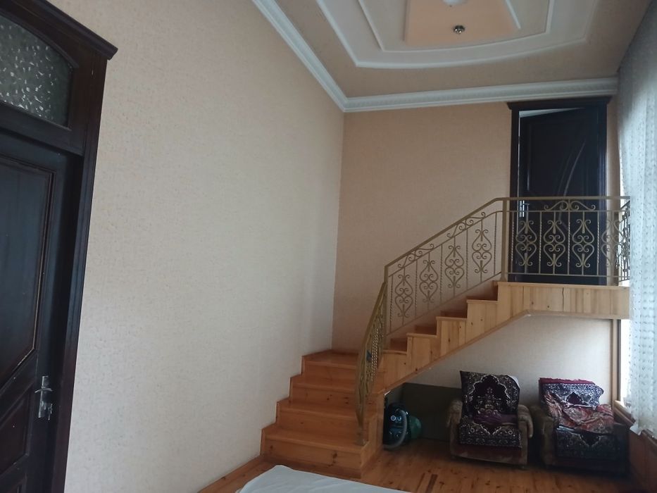 4 sotix hovli medgorodok