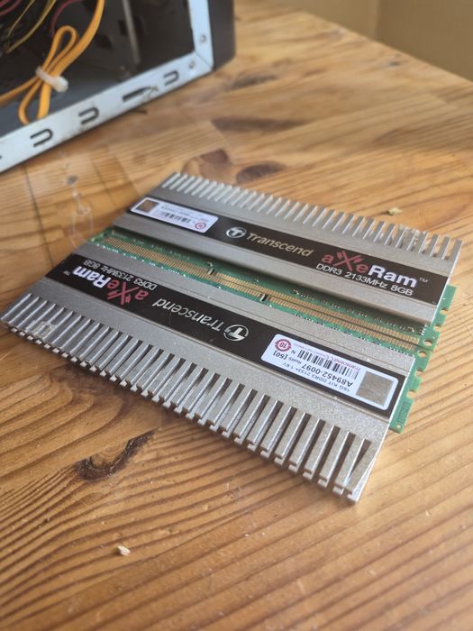 Core i7 2600 GT440 Ram 16 gb
