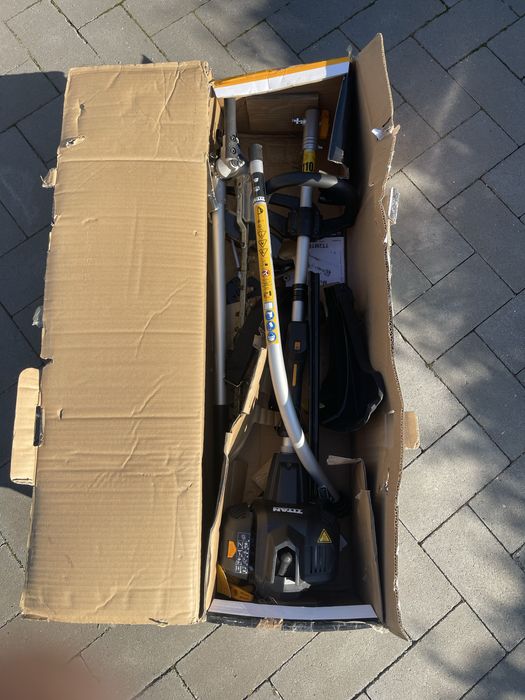 Motocoasa si foarfec gard viu 2 in 1