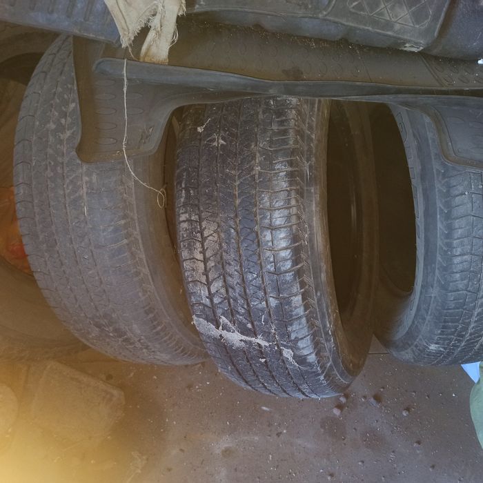 Продам б/У авто шины