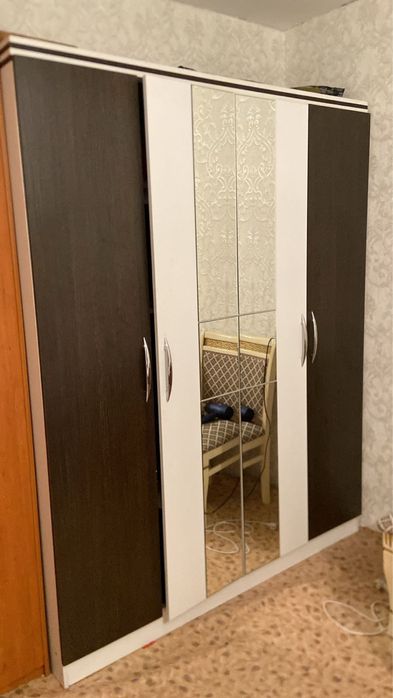 Шкаф 4 х дверный