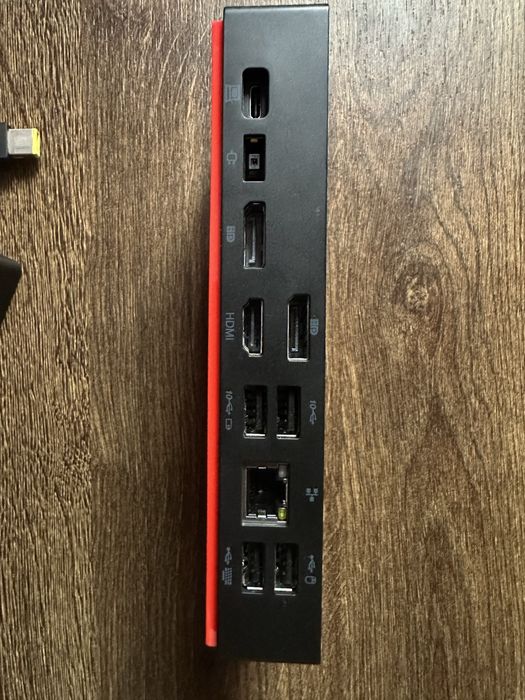 Lenovo Thinkpad Universal Docking Station