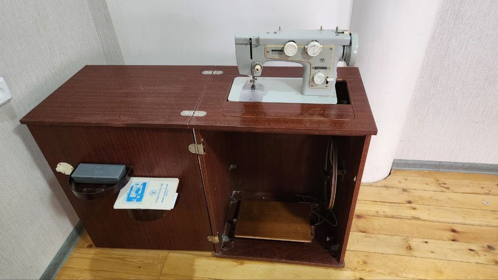 Тикув машина сотилади янги холатда