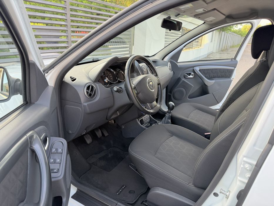 Dacia Duster 1.5dCi 110cp 6+1 viteze Prestige / RATE DOAR CU BULETINUL AVANS 0