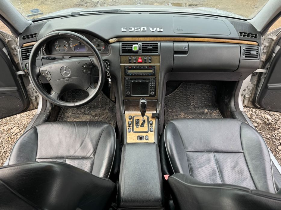 Mercedes e320 на части