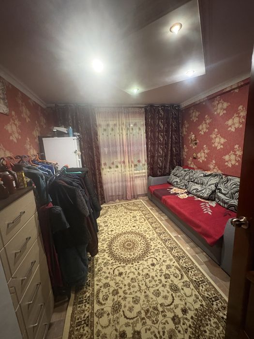 Продам трехкомнатную квартиру