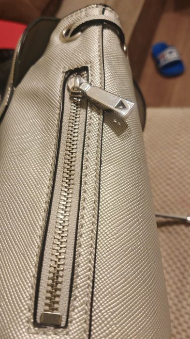 Оригинална раница Guess