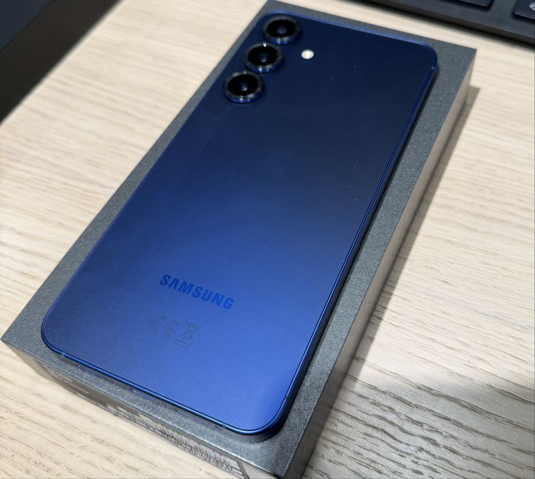 Samsung galaxy S25 +