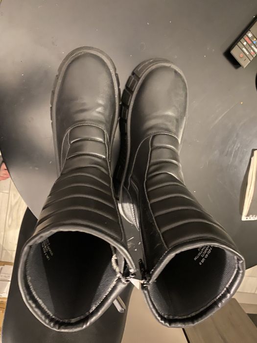 Cizme ghete bărbați negre mărime 41 preț 250 ron