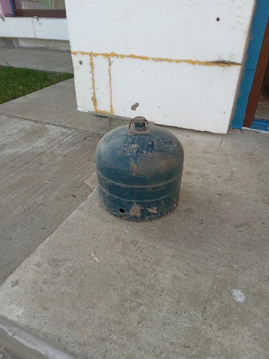 Vand butelie mare de gaz