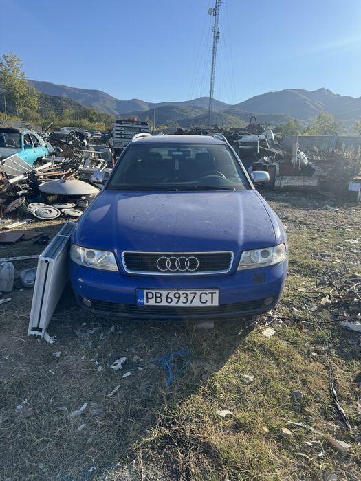 Audi a4 на части !