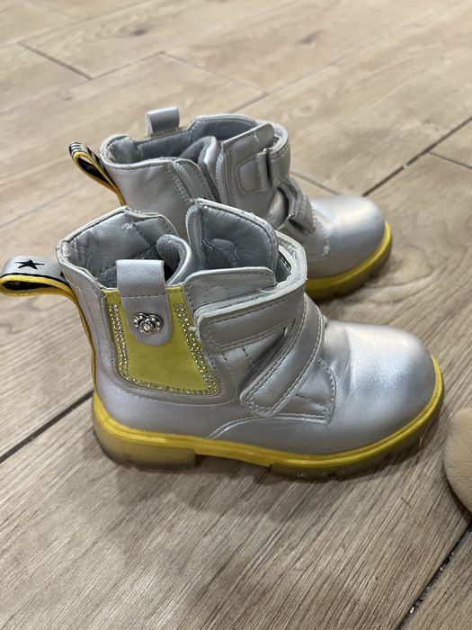 Обувь на девочку