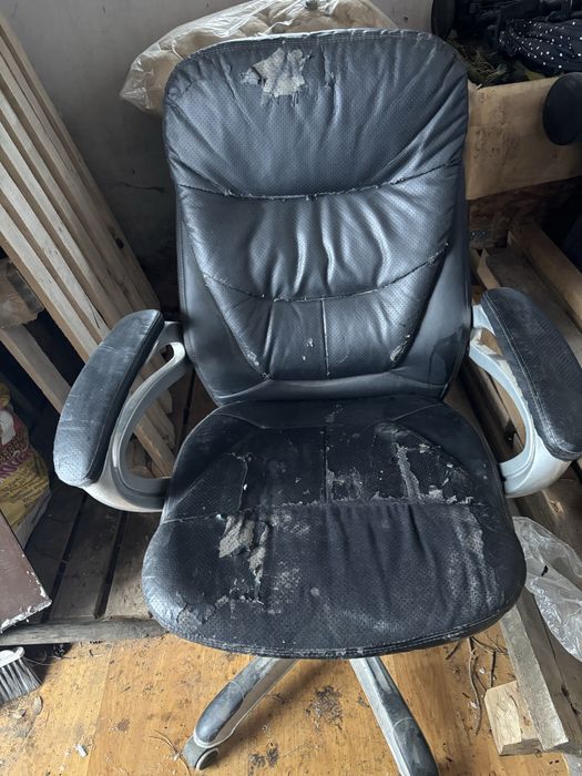 Офисные кресла руководителя