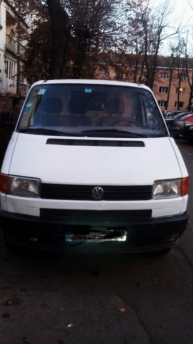 Dezmembram Volkswagen Transporter T4 motor 2.5 TDI ACV 102 CP