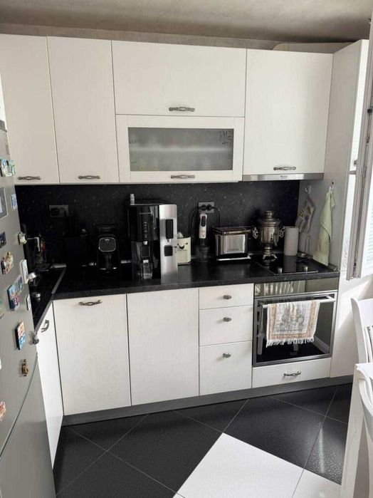 Продава се Двустаен апартамент в Пловдив, Център - 63 кв.м за 891 €/кв.м - Снимка #4